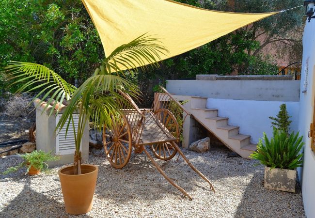Fazenda em Muro - Can Butxaquí 160 fantástica villa con piscina privada y jacuzzi, aire acondicionado, barbacoa y WiFi Fazenda em Muro - Can Butxaquí 160 fantástica villa con piscina privada y jacuzzi, aire acondicionado, barbacoa y WiFi
