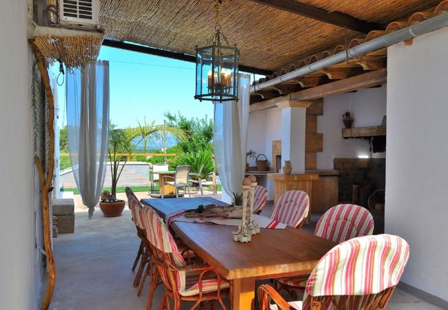 Fazenda em Muro - Can Butxaquí 160 fantástica villa con piscina privada y jacuzzi, aire acondicionado, barbacoa y WiFi Fazenda em Muro - Can Butxaquí 160 fantástica villa con piscina privada y jacuzzi, aire acondicionado, barbacoa y WiFi
