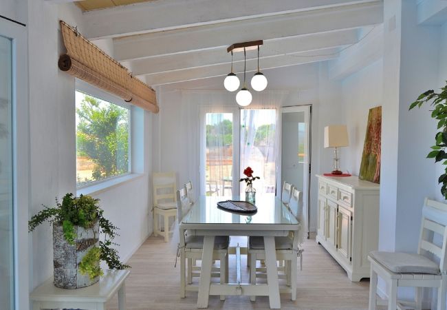 Fazenda em Muro - Can Butxaquí 160 fantástica villa con piscina privada y jacuzzi, aire acondicionado, barbacoa y WiFi Fazenda em Muro - Can Butxaquí 160 fantástica villa con piscina privada y jacuzzi, aire acondicionado, barbacoa y WiFi