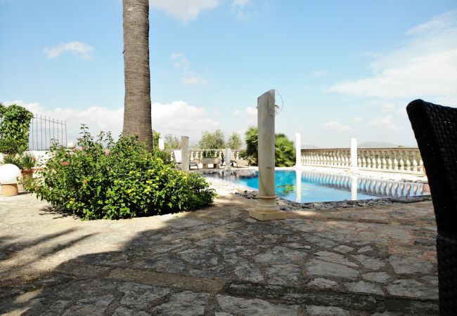 Casa em Muro - Can Bisbe 187 tradicional villa con piscina privada, preciosas vistas, barbacoa y ping pong Casa em Muro - Can Bisbe 187 tradicional villa con piscina privada, preciosas vistas, barbacoa y ping pong