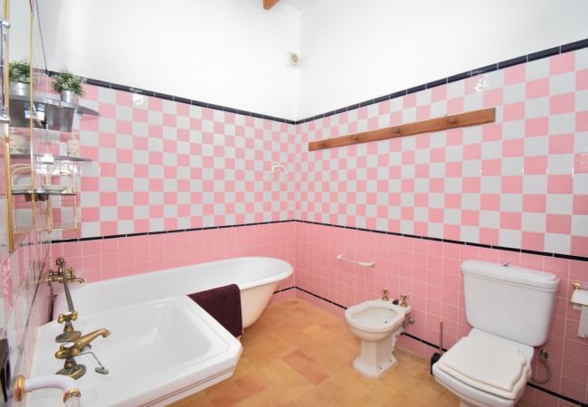 Casa em Muro - Can Bisbe 187 tradicional villa con piscina privada, preciosas vistas, barbacoa y ping pong Casa em Muro - Can Bisbe 187 tradicional villa con piscina privada, preciosas vistas, barbacoa y ping pong