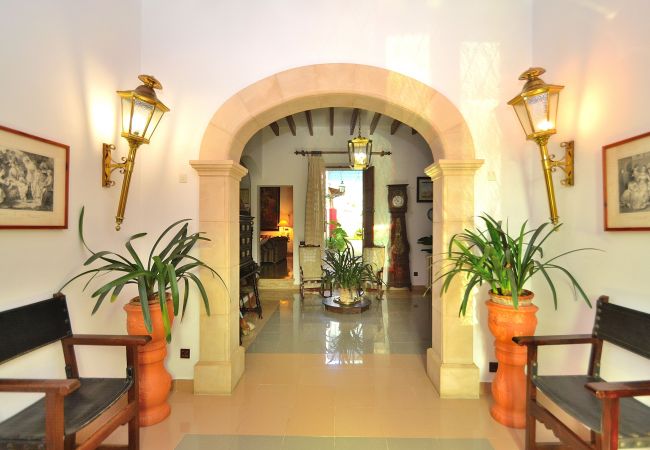 Casa em Muro - Can Bisbe 187 tradicional villa con piscina privada, preciosas vistas, barbacoa y ping pong Casa em Muro - Can Bisbe 187 tradicional villa con piscina privada, preciosas vistas, barbacoa y ping pong