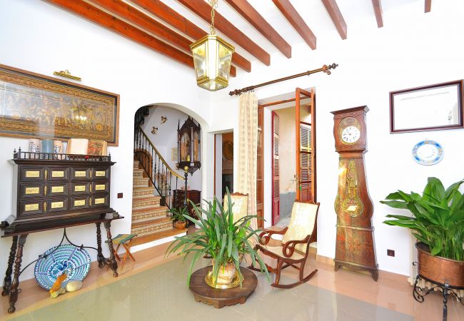 Casa em Muro - Can Bisbe 187 tradicional villa con piscina privada, preciosas vistas, barbacoa y ping pong Casa em Muro - Can Bisbe 187 tradicional villa con piscina privada, preciosas vistas, barbacoa y ping pong