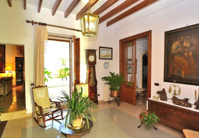 Casa em Muro - Can Bisbe 187 tradicional villa con piscina privada, preciosas vistas, barbacoa y ping pong Casa em Muro - Can Bisbe 187 tradicional villa con piscina privada, preciosas vistas, barbacoa y ping pong