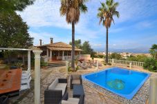 Casa em Muro - Can Bisbe 187 tradicional villa con piscina privada, preciosas vistas, barbacoa y ping pong