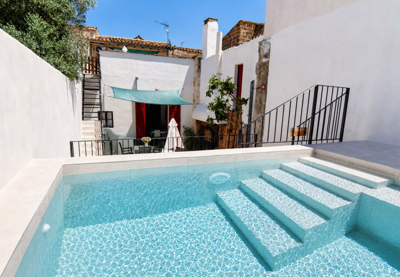 Casa em Petra - Es Forn 229 acogedora casa de pueblo con piscina privada, terraza y WiFi