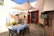 Casa em Petra - Es Forn 229 acogedora casa de pueblo con piscina privada, terraza y WiFi