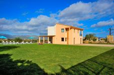 Villa em Muro - Es Moli 056 fantástica finca con piscina privada, gran jardín, aire acondicionado y barbacoa