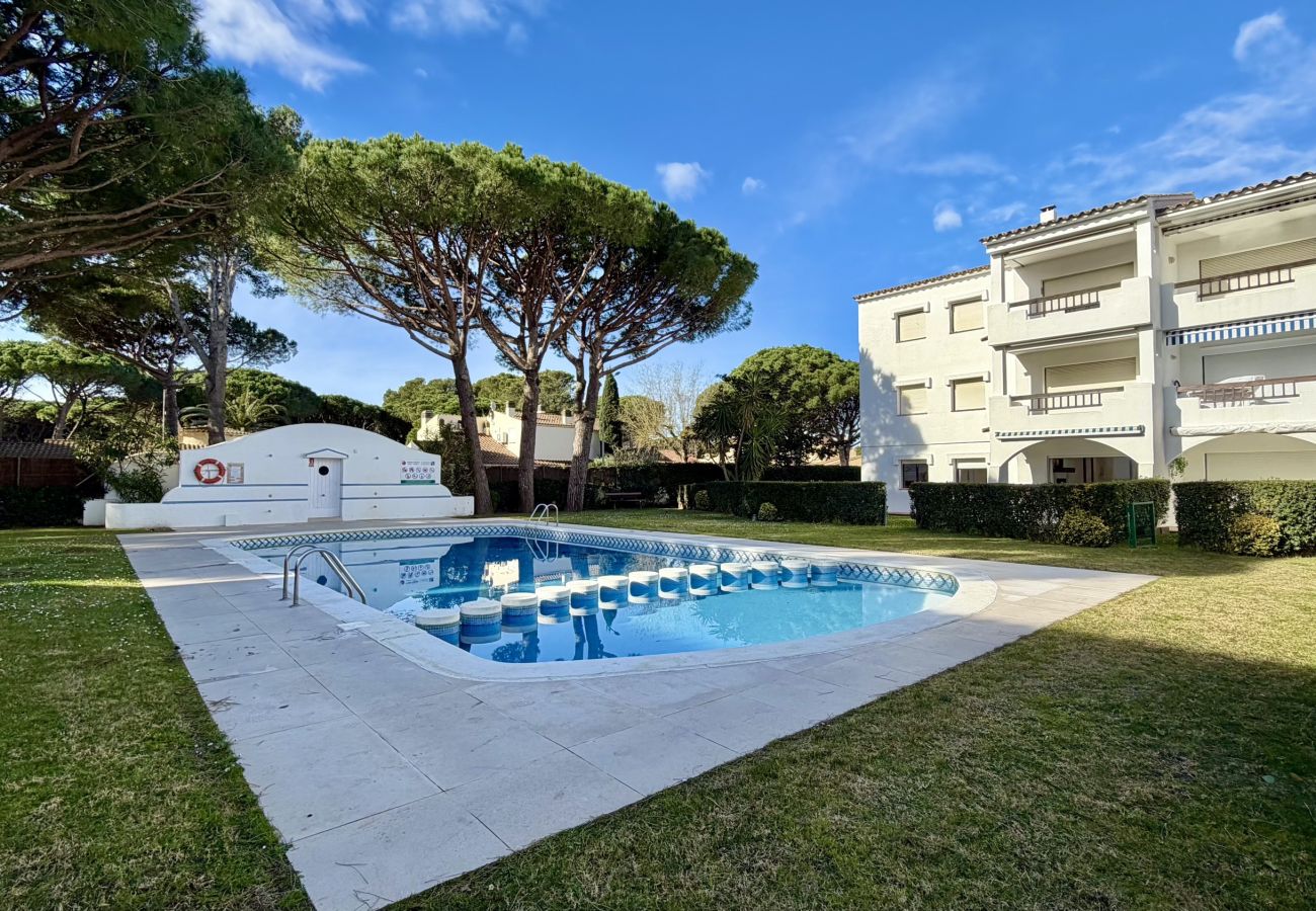 Apartamento em Pals - NAUTIC GOLF A 101