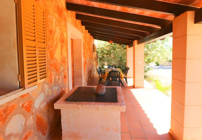 Fazenda em Campos - Can Toni 403 tradicional finca con piscina privada, aire acondicionado, gran jardín y WiFi Fazenda em Campos - Can Toni 403 tradicional finca con piscina privada, aire acondicionado, gran jardín y WiFi