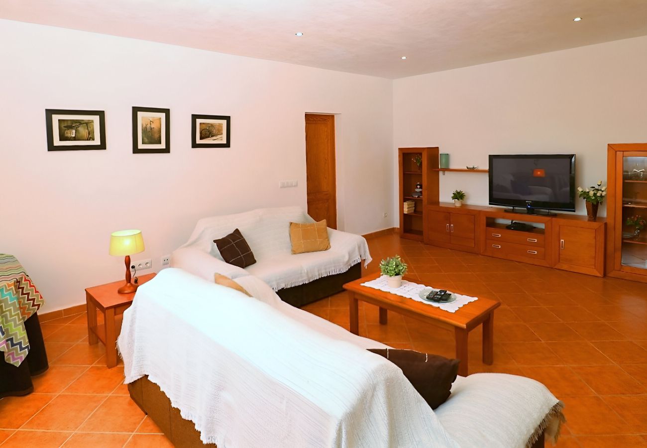 Fazenda em Campos - Sa Vinya 405 fantástica finca rústica con piscina privada, terraza, jardín y aire acondicionado Fazenda em Campos - Sa Vinya 405 fantástica finca rústica con piscina privada, terraza, jardín y aire acondicionado