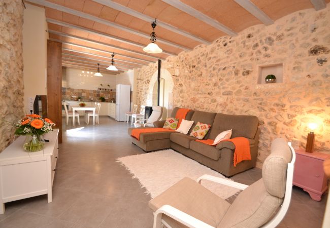 Casa rural em Santa Margalida - Es Rafal des Turó maravillosa finca con piscina privada, zona infantil, aire acondicionado y terraza Casa rural em Santa Margalida - Es Rafal des Turó maravillosa finca con piscina privada, zona infantil, aire acondicionado y terraza