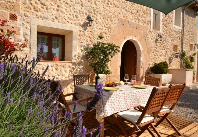 Casa rural em Santa Margalida - Es Rafal des Turó maravillosa finca con piscina privada, zona infantil, aire acondicionado y terraza