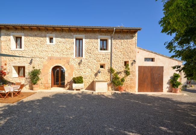 Casa rural em Santa Margalida - Es Rafal des Turó maravillosa finca con piscina privada, zona infantil, aire acondicionado y terraza Casa rural em Santa Margalida - Es Rafal des Turó maravillosa finca con piscina privada, zona infantil, aire acondicionado y terraza