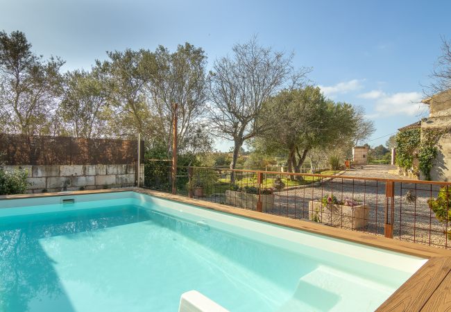 Casa rural em Santa Margalida - Es Rafal des Turó maravillosa finca con piscina privada, zona infantil, aire acondicionado y terraza Casa rural em Santa Margalida - Es Rafal des Turó maravillosa finca con piscina privada, zona infantil, aire acondicionado y terraza