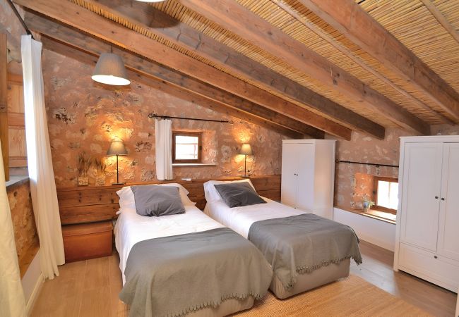 Casa rural em Llubi - Can Cortana 005 fantástica finca con piscina privada, zona infantil, ping pong y aire acondicionado Casa rural em Llubi - Can Cortana 005 fantástica finca con piscina privada, zona infantil, ping pong y aire acondicionado