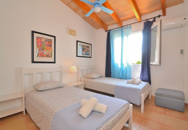 Villa em Colonia de Sant Pere - Embat 017 villa con piscina privada y acceso directo al mar, jardín y aire acondicionado Villa em Colonia de Sant Pere - Embat 017 villa con piscina privada y acceso directo al mar, jardín y aire acondicionado