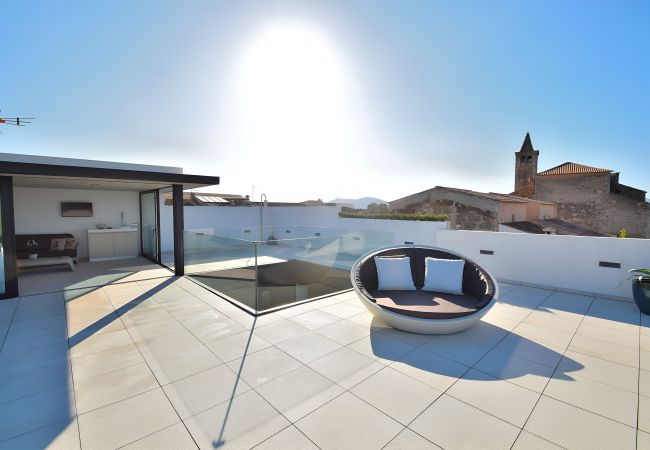 Casa em Buger - Montblau 049 exclusiva villa con piscina privada, jacuzzi, barbacoa y aire acondicionado Casa em Buger - Montblau 049 exclusiva villa con piscina privada, jacuzzi, barbacoa y aire acondicionado