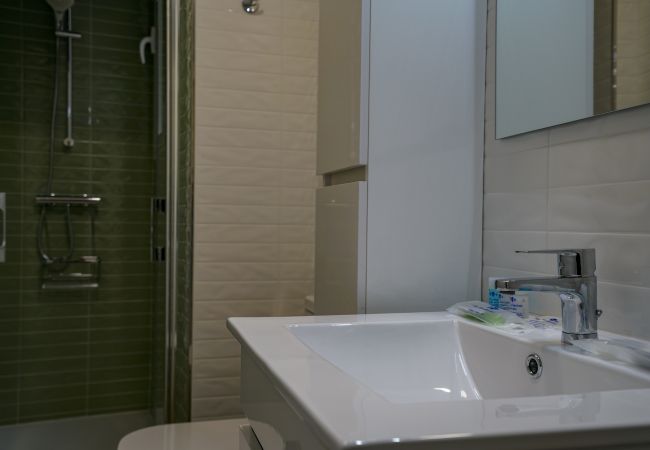 Apartamento em Madrid - Apartment Downtown Madrid Chueca-Malasaña, 1 Room, 4 pax Apartamento em Madrid - Apartment Downtown Madrid Chueca-Malasaña, 1 Room, 4 pax