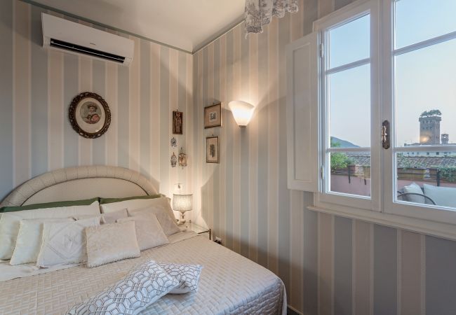 Apartamento em Lucca - Top-Floor Penthouse with Panoramic Terrace in Lucca Apartamento em Lucca - Top-Floor Penthouse with Panoramic Terrace in Lucca