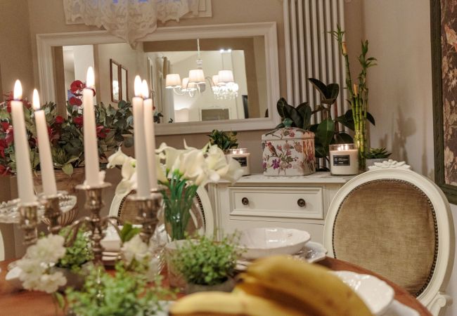 Apartamento em Lucca - CASA UCCELLINI Apartment with a Romantic Terrace Apartamento em Lucca - CASA UCCELLINI Apartment with a Romantic Terrace