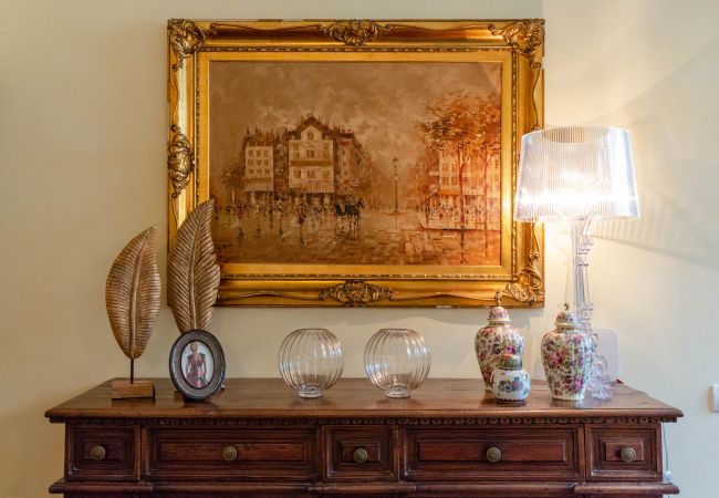 Apartamento em Lucca - Spacious Ground Floor Apartment with Private Garden Inside the Walls of Lucca Apartamento em Lucca - Spacious Ground Floor Apartment with Private Garden Inside the Walls of Lucca