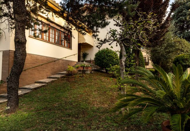 Villa em Lucca - VILLA OLIVIA: a New Luxury Villa with Garden in Lucca with PARKING Villa em Lucca - VILLA OLIVIA: a New Luxury Villa with Garden in Lucca with PARKING