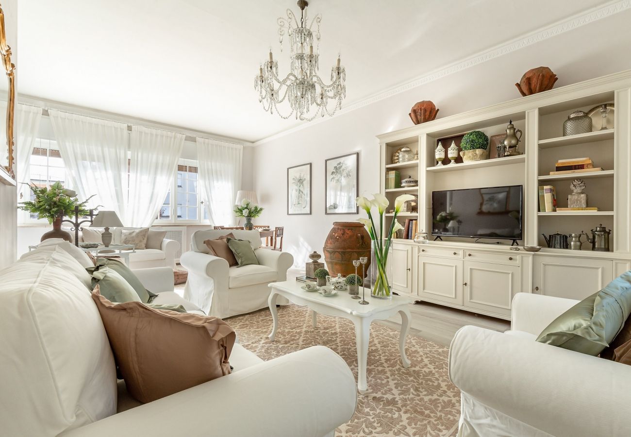 Villa em Lucca - VILLA OLIVIA: a New Luxury Villa with Garden in Lucca with PARKING Villa em Lucca - VILLA OLIVIA: a New Luxury Villa with Garden in Lucca with PARKING