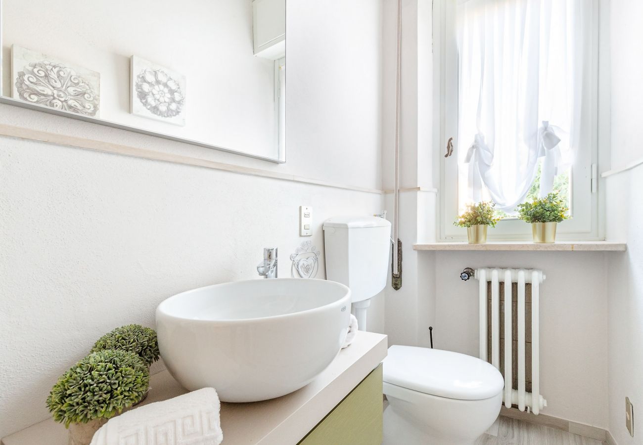 Villa em Lucca - VILLA OLIVIA: a New Luxury Villa with Garden in Lucca with PARKING Villa em Lucca - VILLA OLIVIA: a New Luxury Villa with Garden in Lucca with PARKING