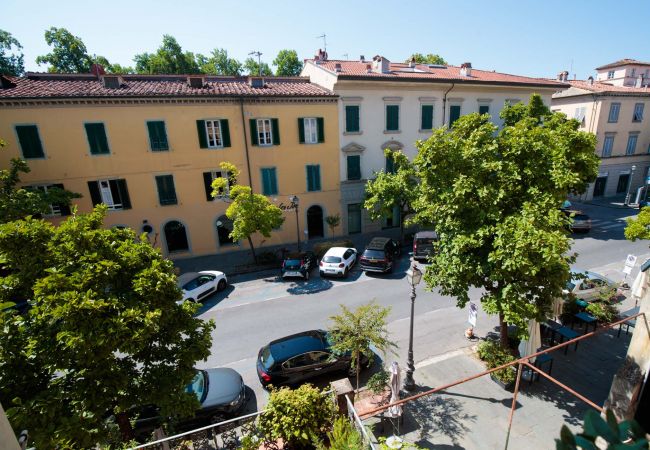 Apartamento em Lucca - Convenient Home close to Train Station and Parking Apartamento em Lucca - Convenient Home close to Train Station and Parking