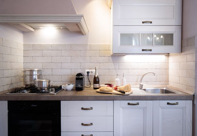 Apartamento em Lucca - Convenient Home close to Train Station and Parking Apartamento em Lucca - Convenient Home close to Train Station and Parking