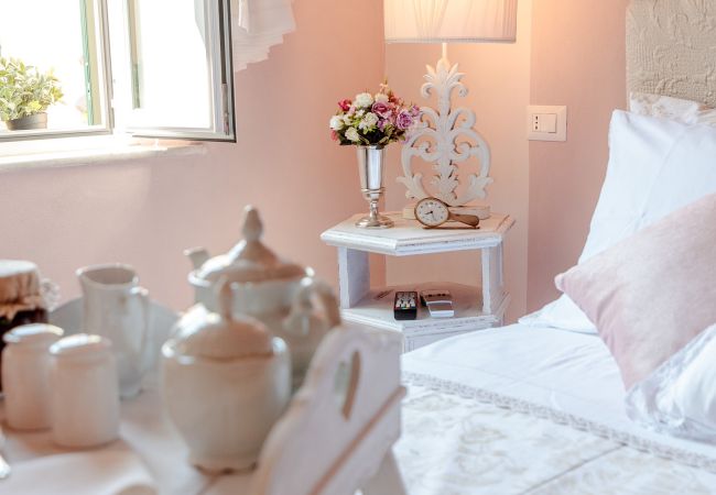 Apartamento em Lucca - Convenient Home close to Train Station and Parking Apartamento em Lucca - Convenient Home close to Train Station and Parking