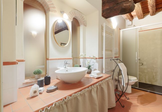 Apartamento em Lucca - Stylish Smart Ground Floor Apartment inside Lucca Apartamento em Lucca - Stylish Smart Ground Floor Apartment inside Lucca