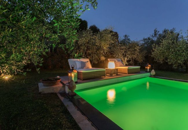 Villa em Lucca - A/C Villa with Amazing Views, SPA & Private Pool  Villa em Lucca - A/C Villa with Amazing Views, SPA & Private Pool