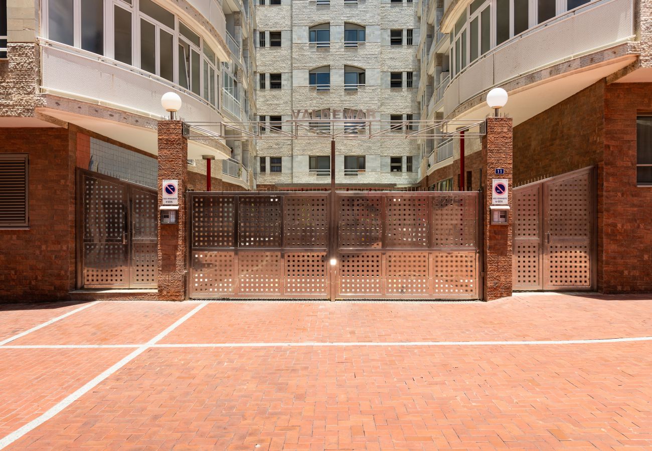 Casa em Las Palmas de Gran Canaria - Surf Beach Canteras & Parking By CanariasGetaway  Casa em Las Palmas de Gran Canaria - Surf Beach Canteras & Parking By CanariasGetaway