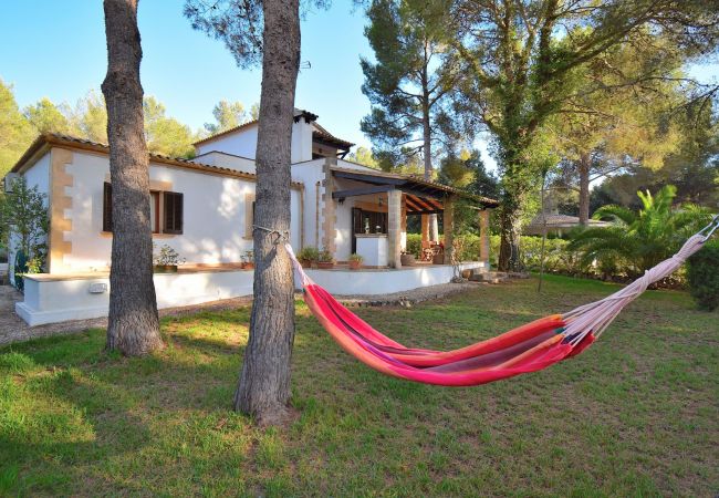 Chalet em Alcúdia - Trevol 020 fantástica casa con gran jardín y terraza, barbacoa, aire acondicionado y WiFi Chalet em Alcúdia - Trevol 020 fantástica casa con gran jardín y terraza, barbacoa, aire acondicionado y WiFi