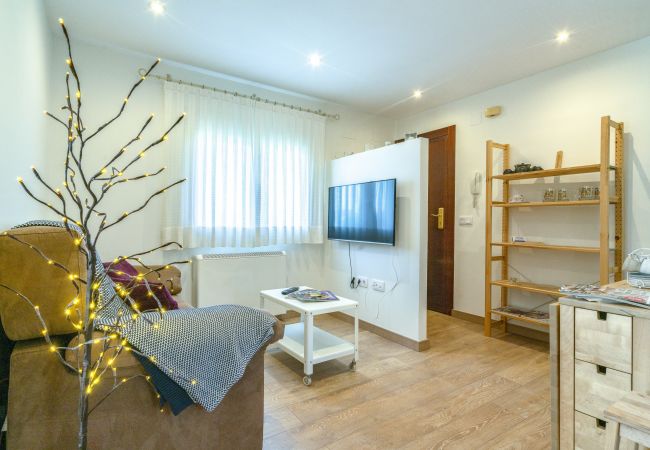 Apartamento em Madrid - FREE WiFi Apartment Vallecas-Albufera-Pedro Laborde M (SDM21)