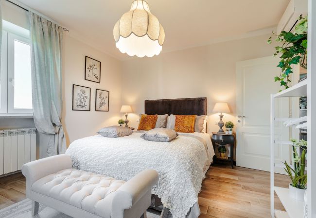 Villa em Capannori - VILLA PEMOLA a Luxury Farmhouse with Garden and bikes in Lucca Town Villa em Capannori - VILLA PEMOLA a Luxury Farmhouse with Garden and bikes in Lucca Town