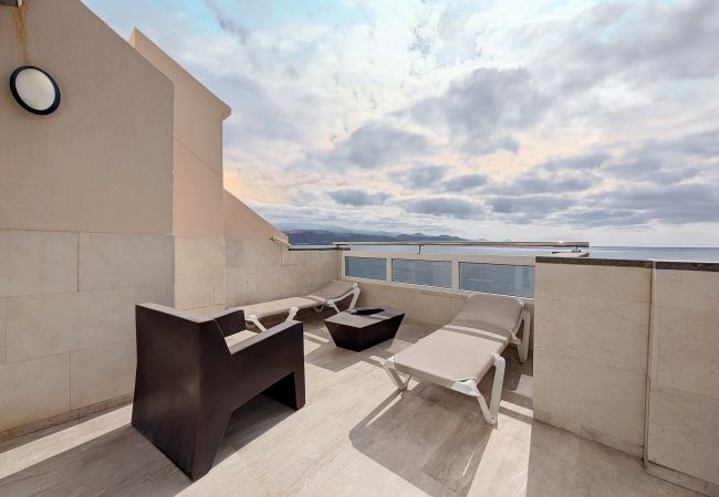Casa em Las Palmas de Gran Canaria - Awesome beachfront terrace By CanariasGetaway 
