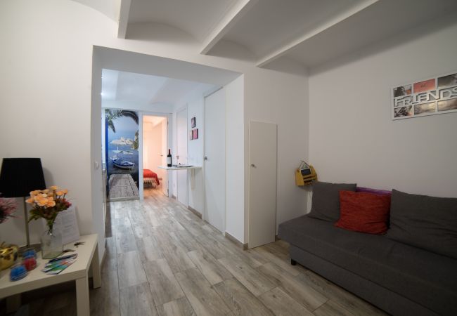 Apartamento em Madrid - Apartment O'Donnell-Gregorio Marañón M (JJN155)