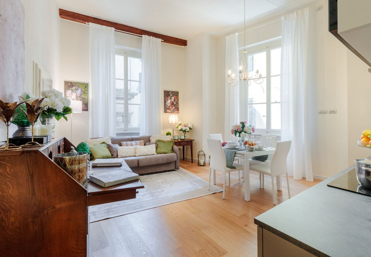 Apartamento em Lucca - CASA UGOLINO, State of the Art Central 2 Bedrooms Apartment in Lucca Apartamento em Lucca - CASA UGOLINO, State of the Art Central 2 Bedrooms Apartment in Lucca