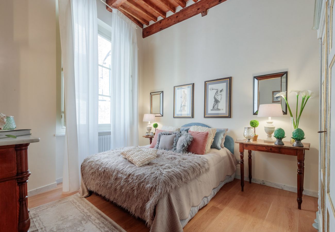 Apartamento em Lucca - CASA UGOLINO, State of the Art Central 2 Bedrooms Apartment in Lucca Apartamento em Lucca - CASA UGOLINO, State of the Art Central 2 Bedrooms Apartment in Lucca
