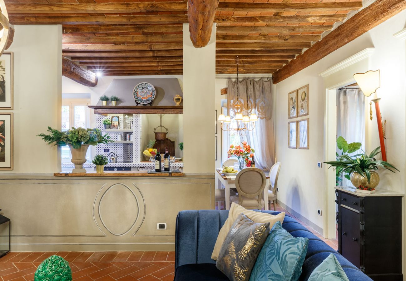 Apartamento em Lucca - CASA KATHY: Smart and Convenient Luxury 2 Bedrooms Apartment inside the City Walls Apartamento em Lucca - CASA KATHY: Smart and Convenient Luxury 2 Bedrooms Apartment inside the City Walls