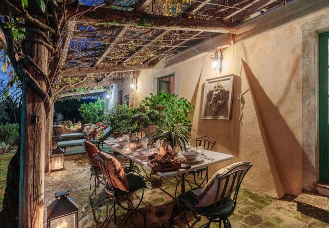 Villa em Lucca - Villa Gufo The Place to Be. Panoramic Private Pool with a Lucca View and Private Tennis Court Villa em Lucca - Villa Gufo The Place to Be. Panoramic Private Pool with a Lucca View and Private Tennis Court