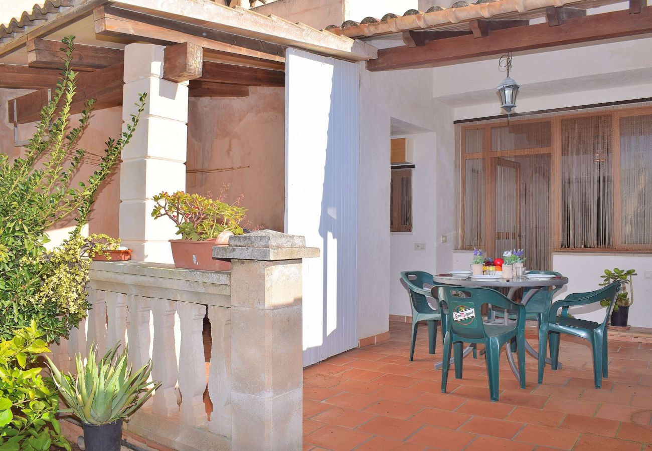 Casa em Maria de la salut - Sa Raval 082 acogedora casa de pueblo tradicional con terraza y WiFi Casa em Maria de la salut - Sa Raval 082 acogedora casa de pueblo tradicional con terraza y WiFi
