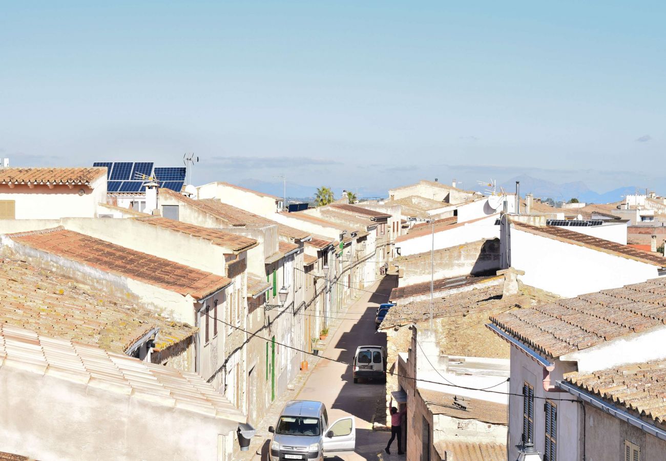Casa em Maria de la salut - Sa Raval 082 acogedora casa de pueblo tradicional con terraza y WiFi Casa em Maria de la salut - Sa Raval 082 acogedora casa de pueblo tradicional con terraza y WiFi