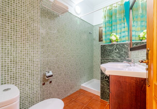 Casa em Moya - Mari House With Jacuzzi and BBQ by CanariasGetaway Casa em Moya - Mari House With Jacuzzi and BBQ by CanariasGetaway