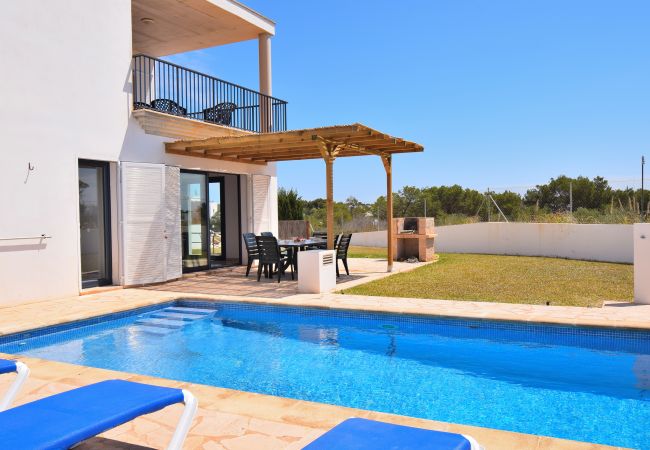 Villa em Cala d'Or - Ca Na Magdalena 223 fantástica villa con piscina privada, jardín, barbacoa y aire acondicionado Villa em Cala d'Or - Ca Na Magdalena 223 fantástica villa con piscina privada, jardín, barbacoa y aire acondicionado