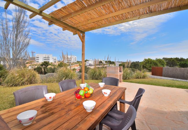 Chalet em Cala d'Or - Can Baltasar 224 fantástica villa con piscina privada, jardín, barbacoa y aire acondicionado Chalet em Cala d'Or - Can Baltasar 224 fantástica villa con piscina privada, jardín, barbacoa y aire acondicionado