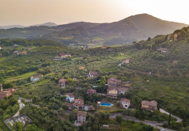 Villa em Lucca - VILLA ARSINA, Modern Italian Tradition. Private Pool Villa em Lucca - VILLA ARSINA, Modern Italian Tradition. Private Pool